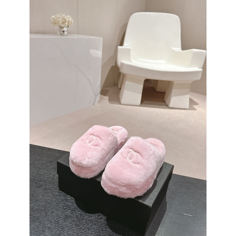 Ch*el slippers